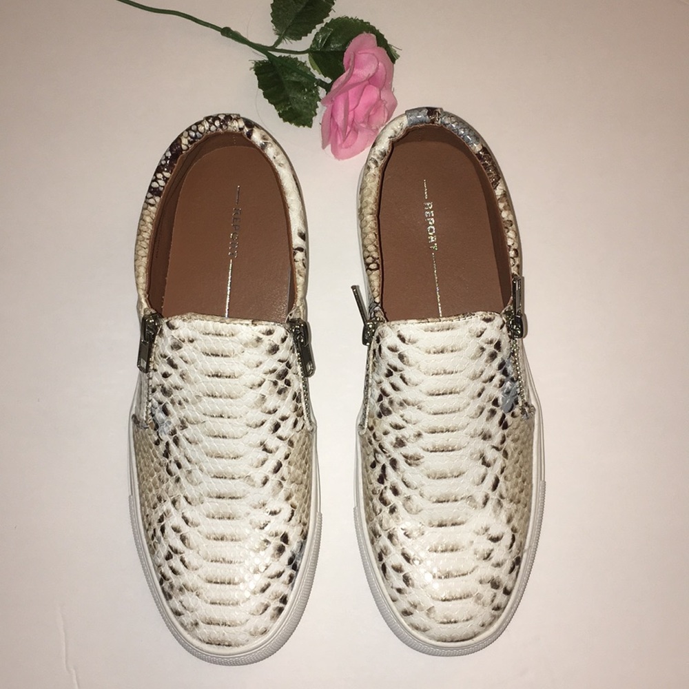 sneakers women’s size 7,5